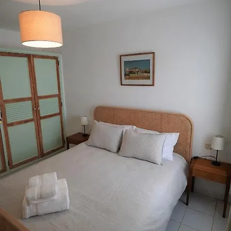 El Caleton Garden Apartment *